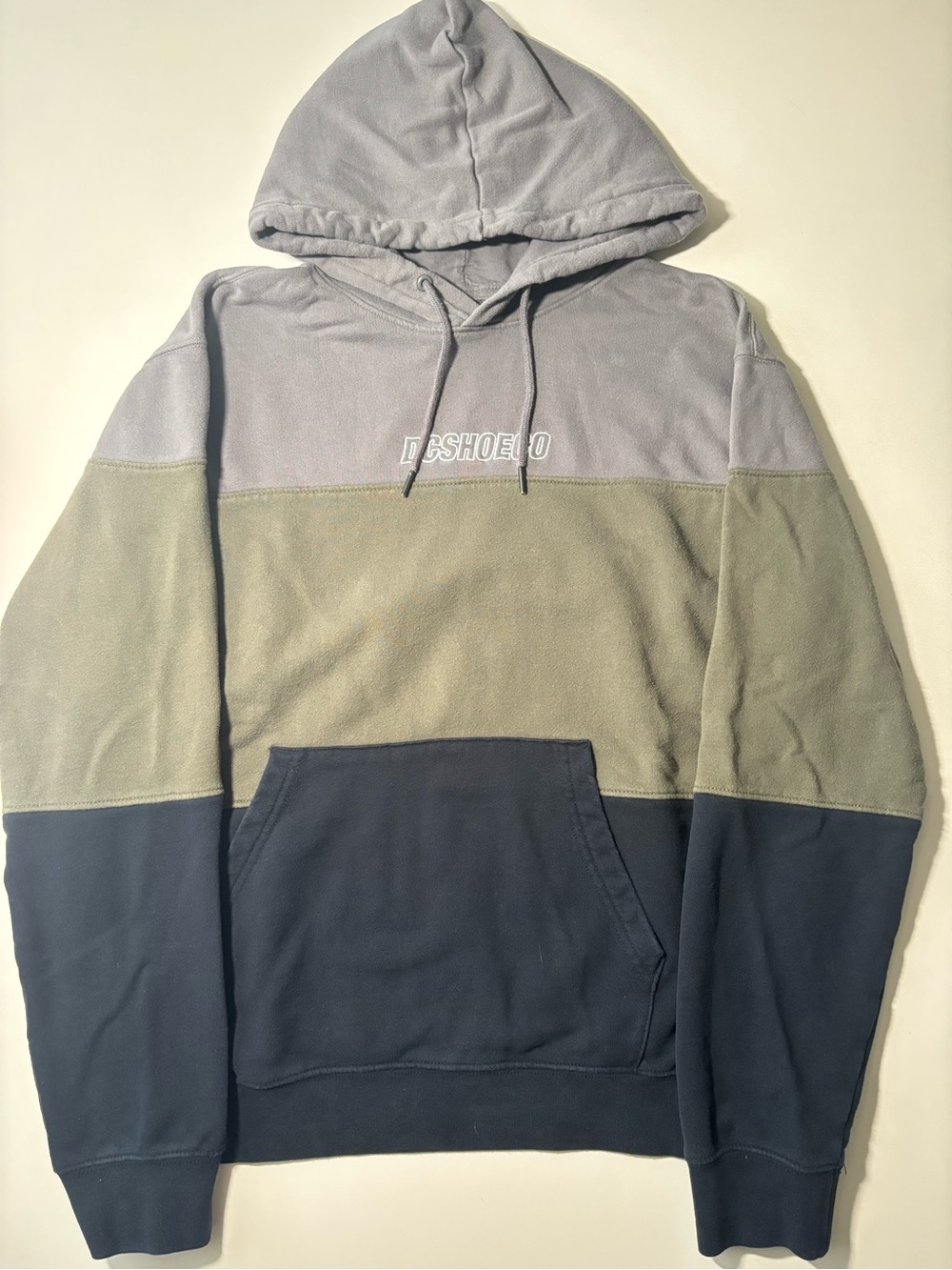Y2k dc shoes skate style grey, black, green 3 tone hoodie